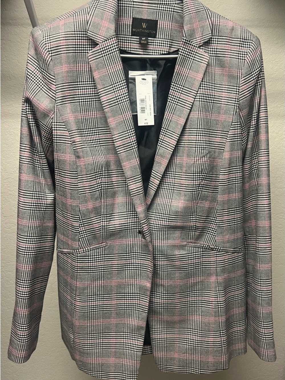 NWT Worthington Gray, Pink, White and Black Plaid Blazer